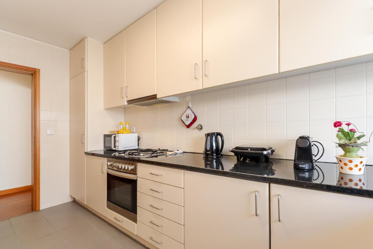 Sweet Living Viana - City Centre Apartment With Garage Viana do Castelo Exteriör bild