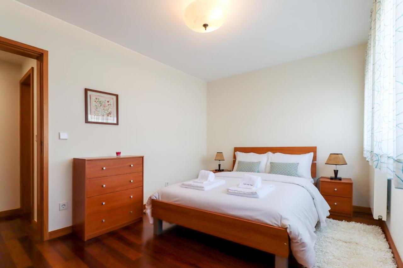 Sweet Living Viana - City Centre Apartment With Garage Viana do Castelo Exteriör bild